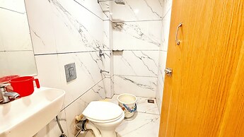 Hotel Apple Stay - near Main Temple