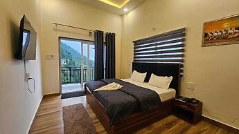 Skyline Cafe And Stay Gagar