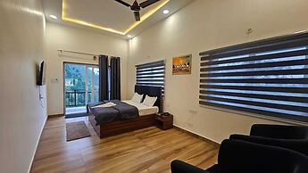 Skyline Cafe And Stay Gagar