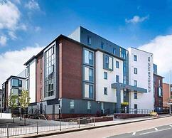 Student Only Picturehouse Apartments
