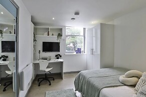 Student Only Picturehouse Apartments