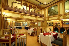 Hotel Om Tower & Revolving Restaurant