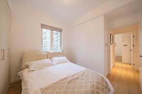 Book and Bed - Xujiahui