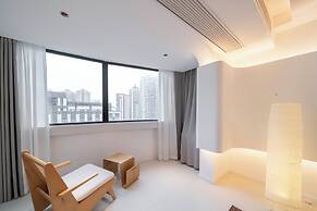 Book and Bed - Xujiahui