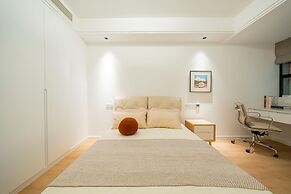 Book and Bed - Xujiahui