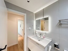 Book and Bed - Xujiahui