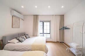Book and Bed - Xujiahui