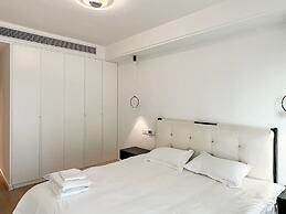 Book and Bed - Xujiahui