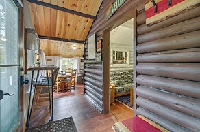 Deck + Fire Pit: Nature Lover's Retreat in Maine!