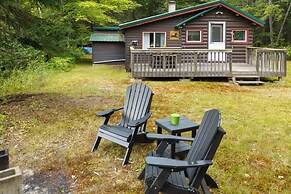 Deck + Fire Pit: Nature Lover's Retreat in Maine!