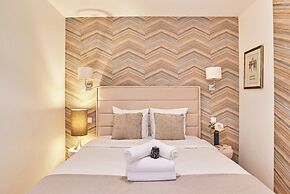 Superb Apartment Center of Paris