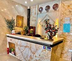 Ruby Star Hotel