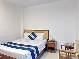 Ruby Star Hotel