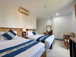 Ruby Star Hotel
