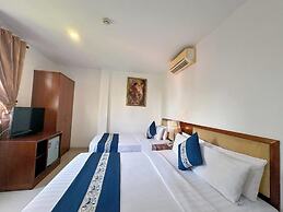 Ruby Star Hotel