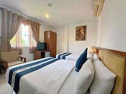 Ruby Star Hotel