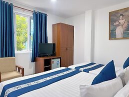 Ruby Star Hotel