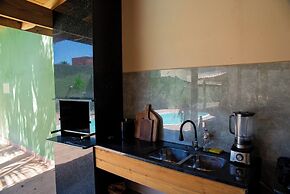 Casa com Piscina e Churrasqueira no Pantanal
