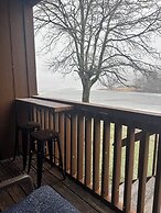 LakeFront Lodge