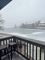 LakeFront Lodge