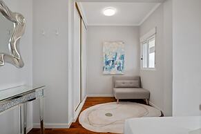 Villa Eastern Edge by Homie