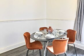 Host Stay Bishop House