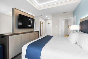 Harbor Suites at Harborwalk Village