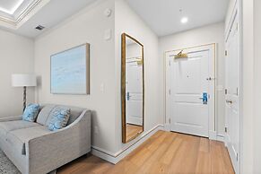 Harbor Suites at Harborwalk Village