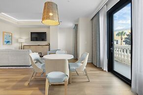 Harbor Suites at Harborwalk Village