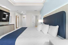 Harbor Suites at Harborwalk Village