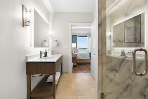 Harbor Suites at Harborwalk Village