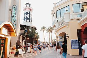 Harbor Suites at Harborwalk Village