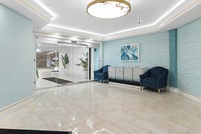 Harbor Suites at Harborwalk Village
