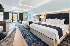 Harbor Suites at Harborwalk Village