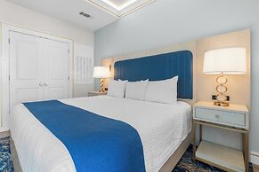 Harbor Suites at Harborwalk Village