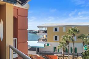 Harbor Suites at Harborwalk Village