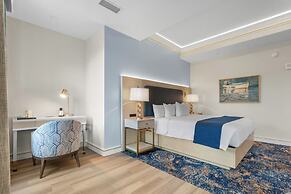 Harbor Suites at Harborwalk Village