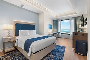 Harbor Suites at Harborwalk Village