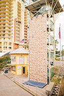 Harbor Suites at Harborwalk Village