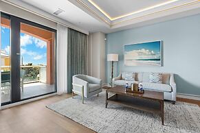 Harbor Suites at Harborwalk Village