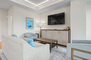 Harbor Suites at Harborwalk Village