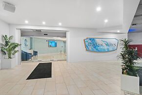 Harbor Suites at Harborwalk Village