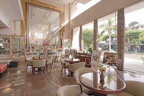 Sandals Stay Hotel
