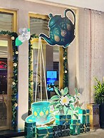 Sandals Stay Hotel