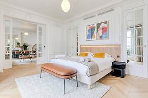 Wonderful AC Apartment Terrace Madeleine Opera