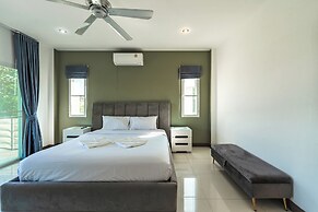 4BR With PoolTable Near Rawai Beach V161