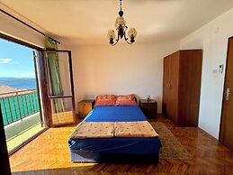 Apartment Višnja