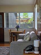 Fletcher Christian Apartments - Isabella Suites