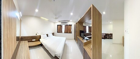 THE GRAND KD HOTEL
