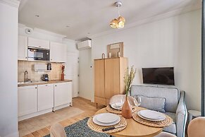 Superb Studio Center of Paris Montorgueil